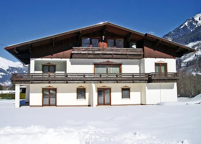 Апартаменты Terrace Garden Retreat By Interhome